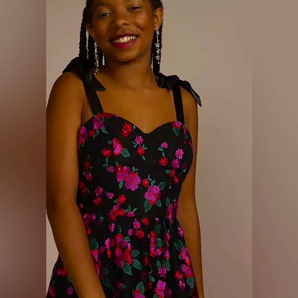 JULES AND CLEO floral embroidered sweetheart a-line prom dress - Picture 3 of 7